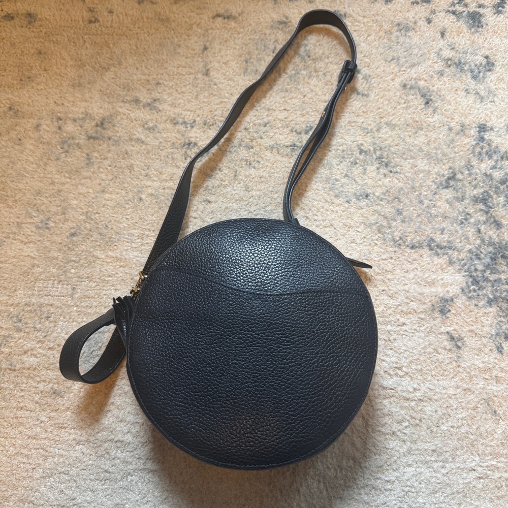 Cuyana Black Leather circle Crossbody Bag